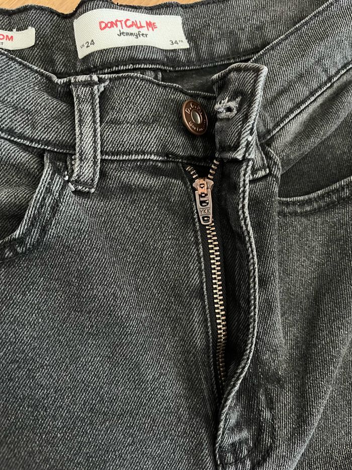 ☆☆ Jean Slim Mom Hight Waist Jennyfer Taille 34 en TBEG ☆☆ - photo numéro 4