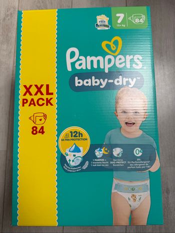 84 couches Pampers T7