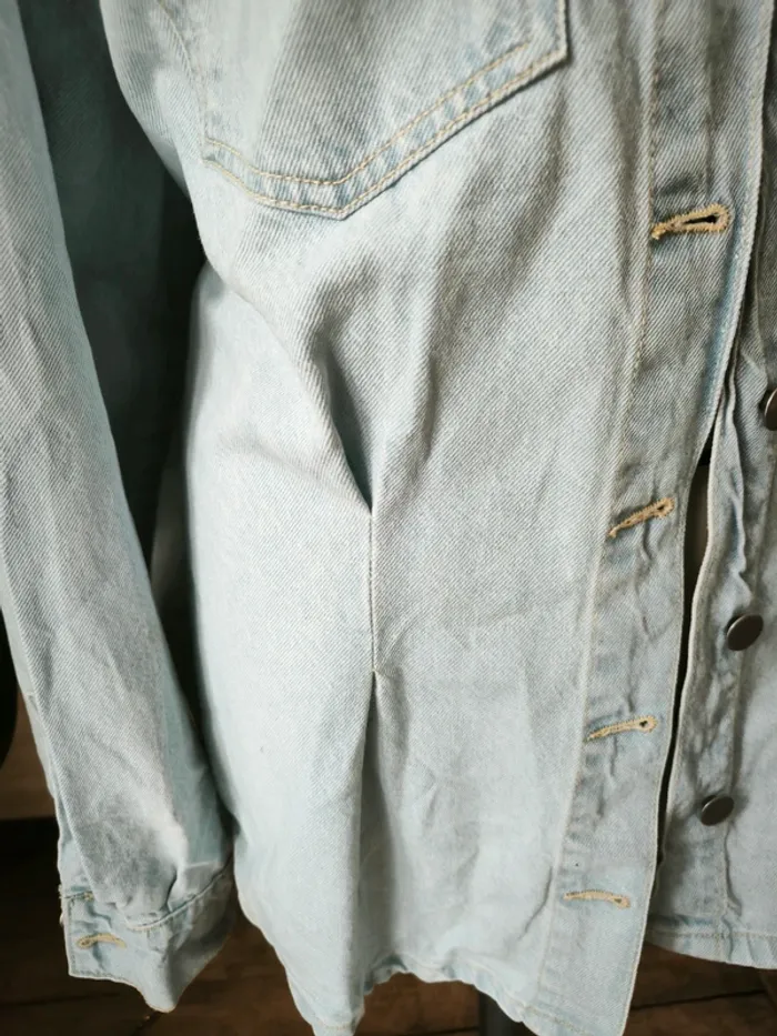 Chemise cintrée en jean épais - photo numéro 2