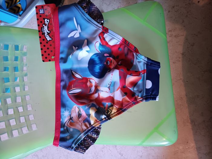 Maillot de bain miraculous 5 ans - photo numéro 2