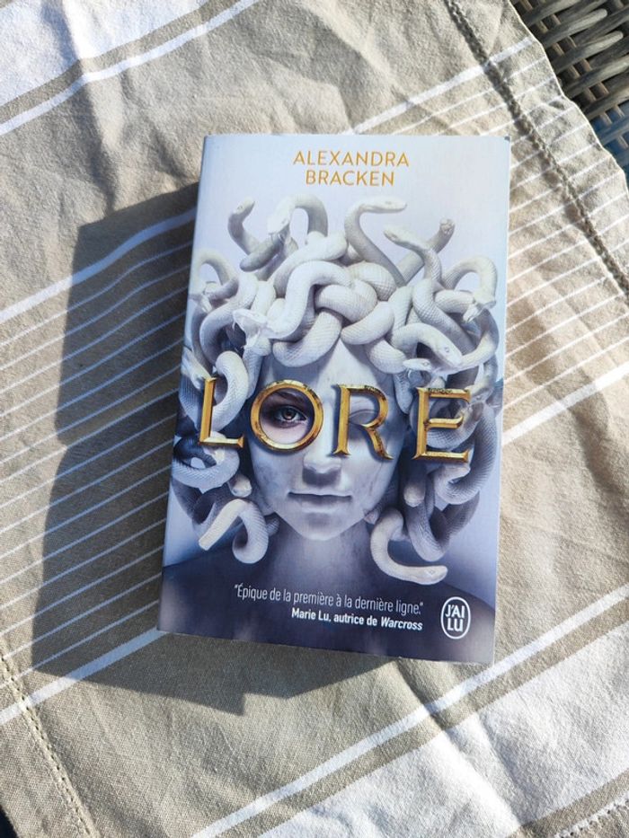 Lore fantasy