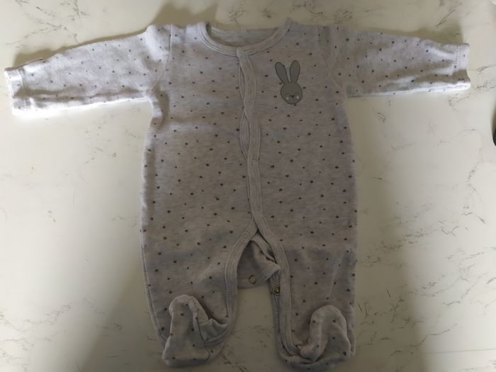 Pyjamas 1 mois - photo numéro 6