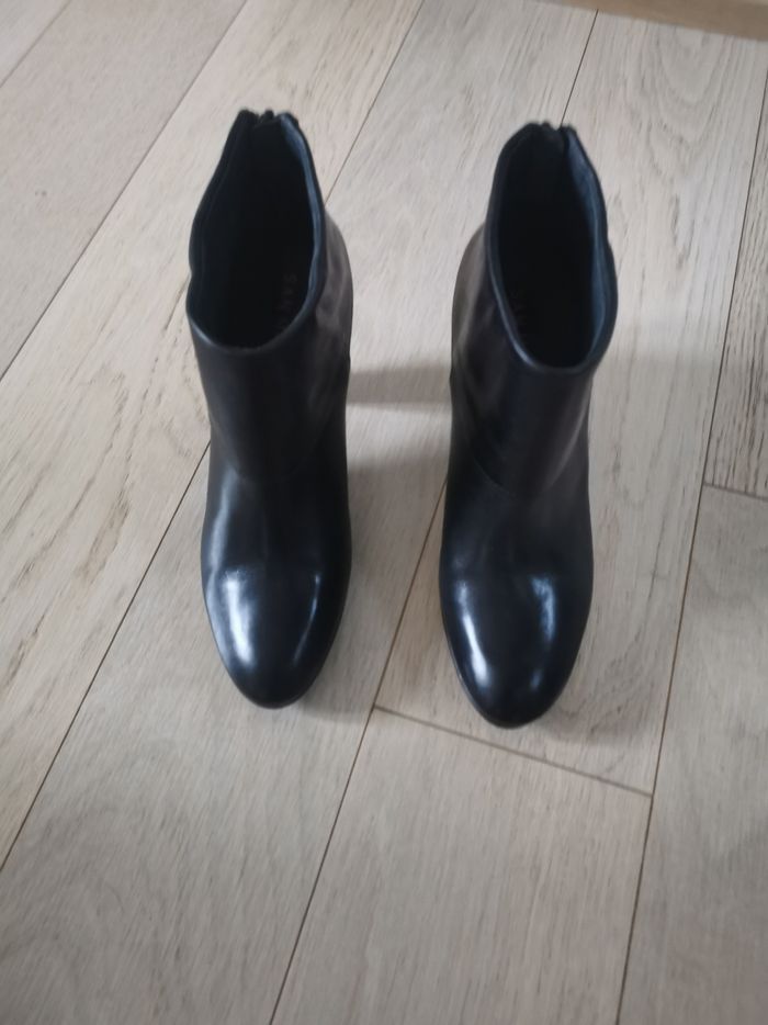 Bottines cuir noir NEUVES