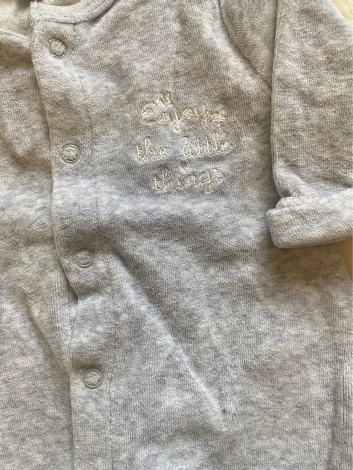 Pyjama - photo numéro 2