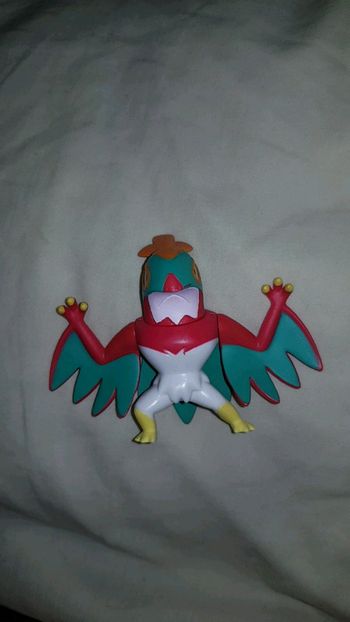 Grande figurine pokemon tomy 8cm