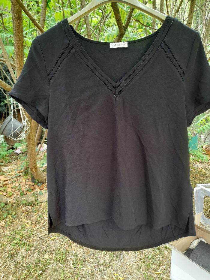 Vend Tee-shirt femme taille 42