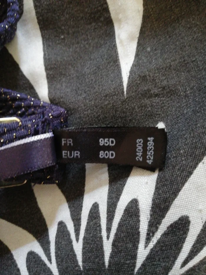 Haut maillot de bain neuf - photo numéro 5
