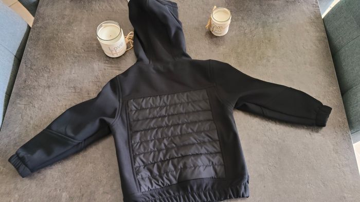 Blouson à capuche 3 ans - photo numéro 3