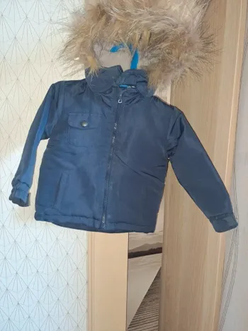Manteau doublé chaud garçon tissaia 18 mois super état