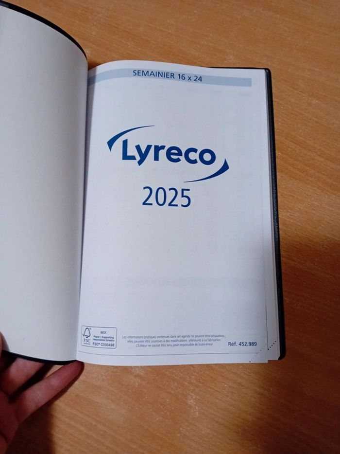 Agenda Lyreco 2025 semainier 16 x 24 cm noir