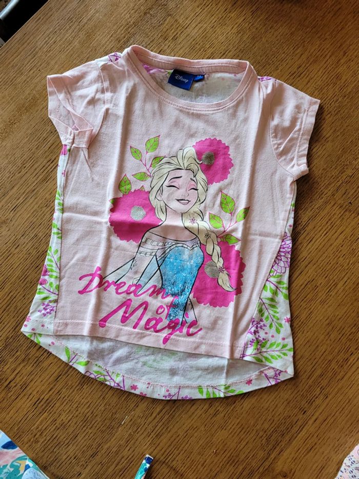 T shirt reine des neiges 3 ans