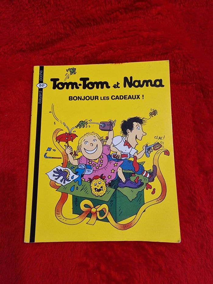 Livre 13 tom tom et nana bonjour les cadeaux