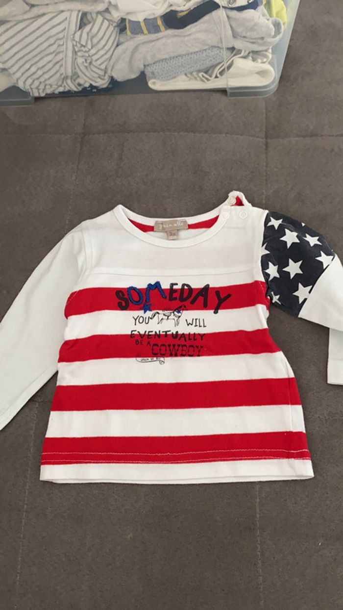 T-shirt