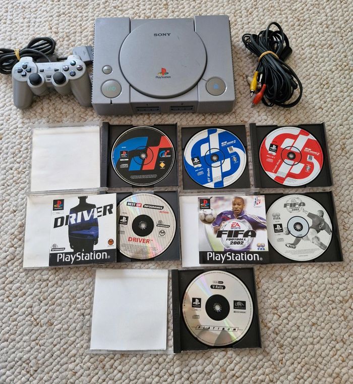 Lot Console PlayStation 1 PS1 + 1 Manette + 1 Carte Mémoire & 5 Jeux - photo numéro 2