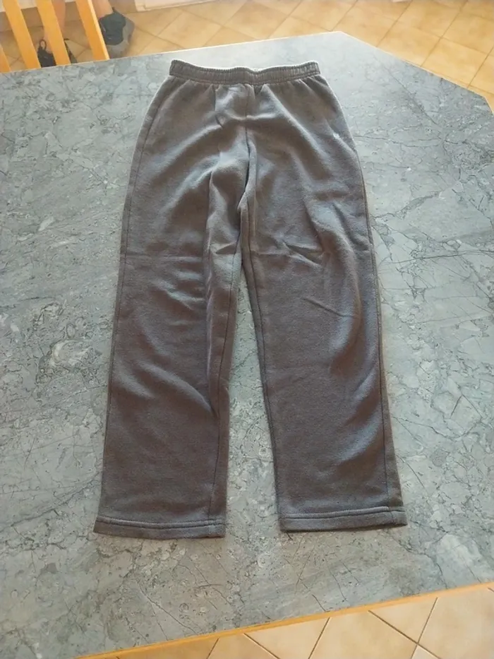 Pantalon jogging T.8 ans