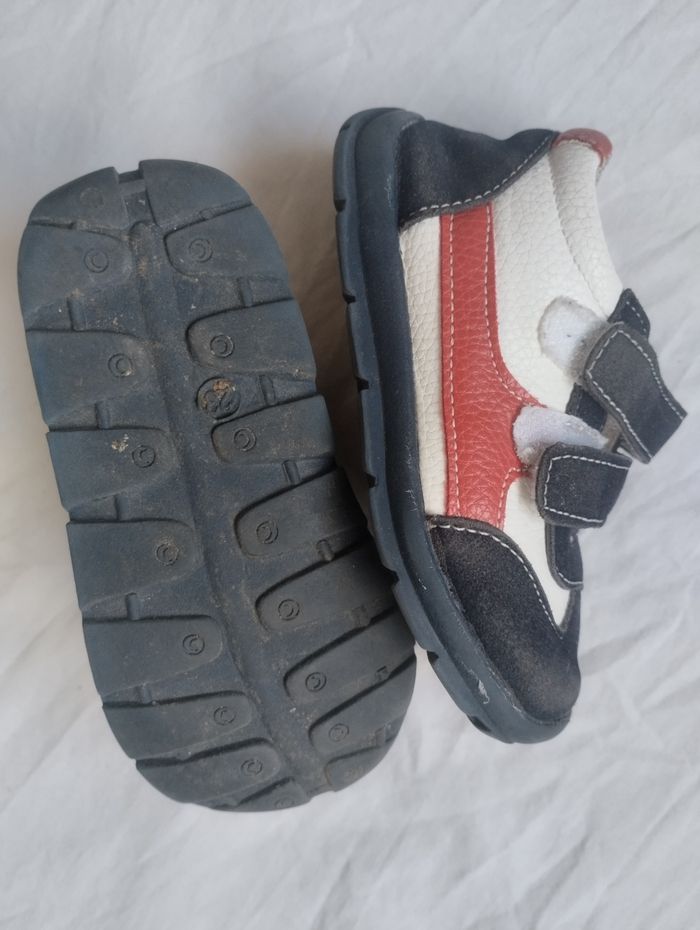 Chaussures t23 - photo numéro 2