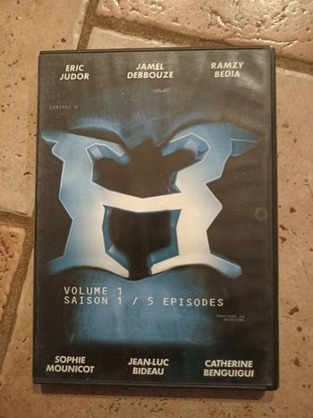 H saison 1 - 5 episodes