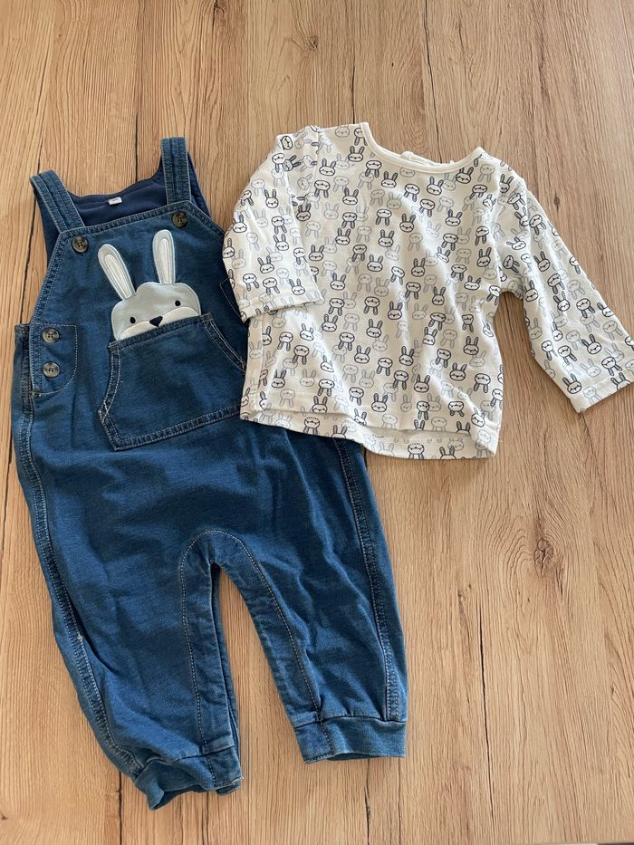 Ensemble salopette et tee-shirts manches longues