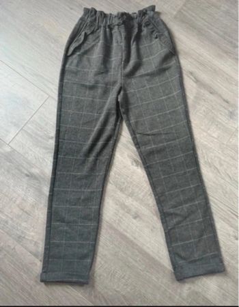 Pantalon neuf gris à carreaux Tape à l'œil 8 ans