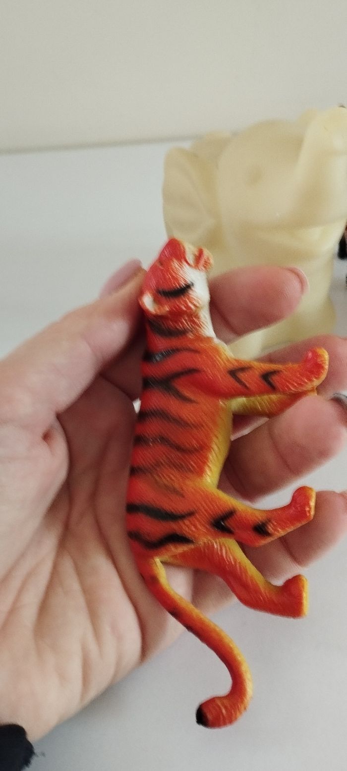 Lot de 16 animaux de la savane et dinosaures - photo numéro 8