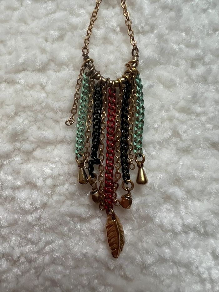 Boucles d’oreilles pendantes doré rouge et vert - photo numéro 3