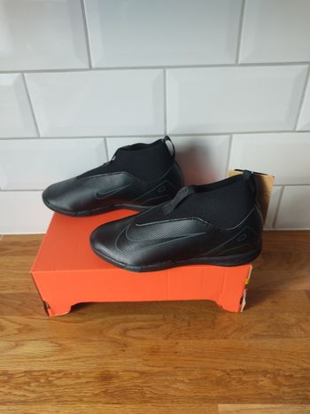 Stabile Nike T 34