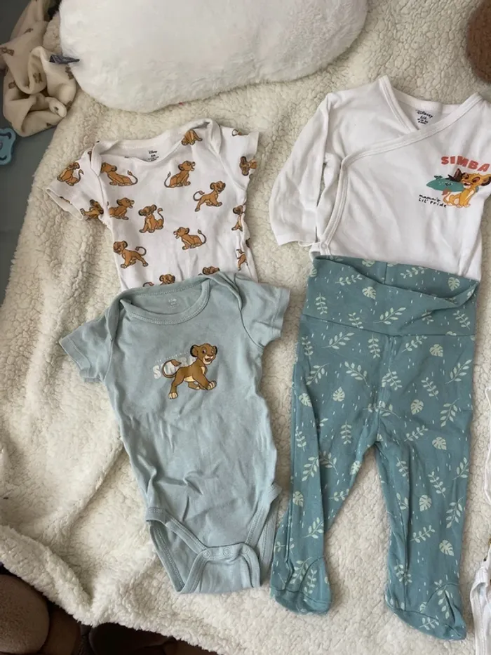 Enssemble bébé 6 mois - photo numéro 4