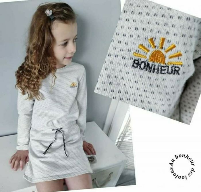 12 ans robe tape a l oeil ( vendue sans barette)