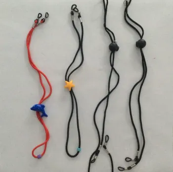 Cordons neufs pour lunettes