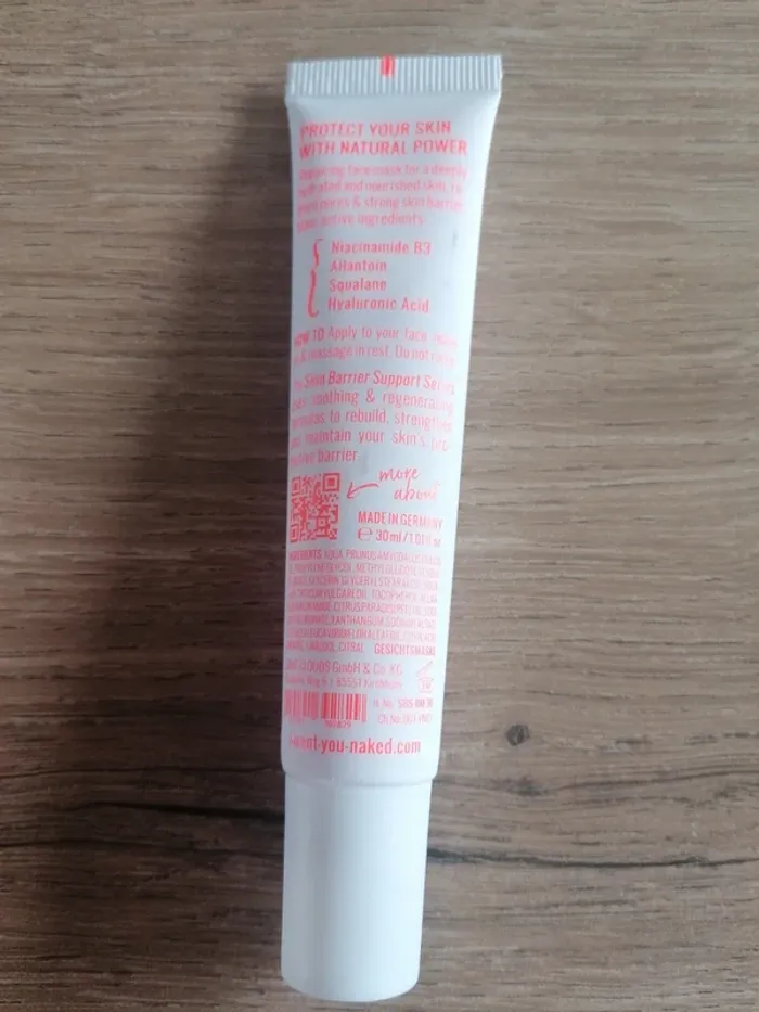Lot maquillage et masque visage #Vêtements_femmes_krocaro - photo numéro 8
