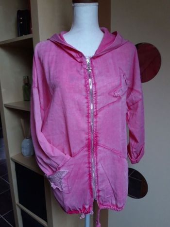 Veste fine rose capuche neuve