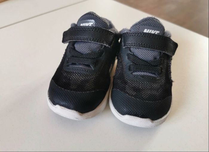 Baskets Nike noire 19.5