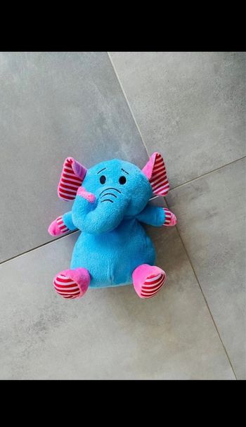 Peluche éléphant