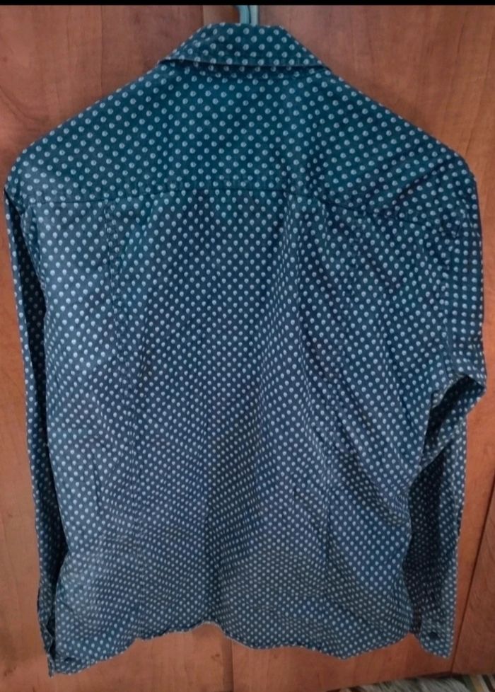 Chemise à motif tête de morts taille L (41-42) - photo numéro 2
