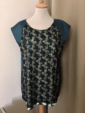 Top chic vert et dentelle - Esprit - T.42