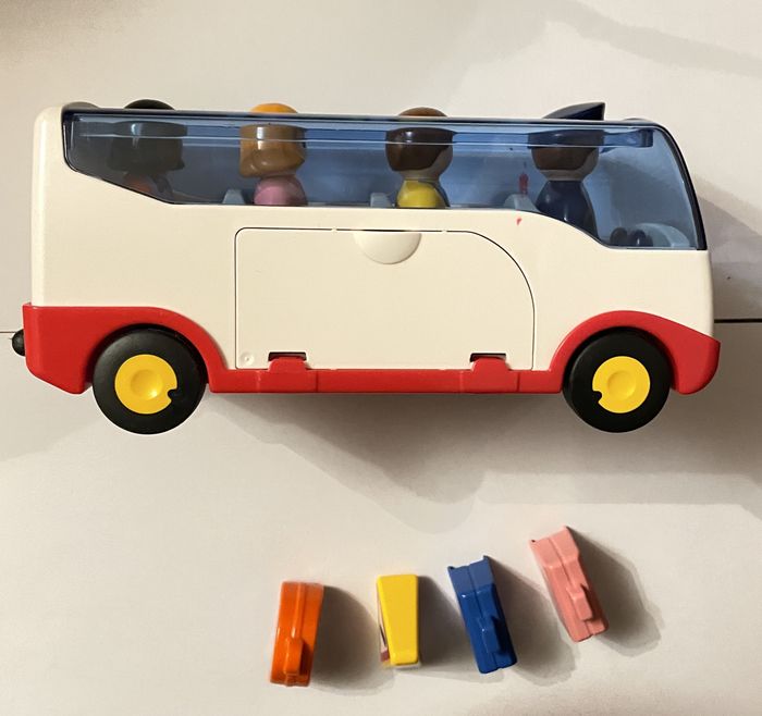 Autocar de voyage Bus Junior Playmobil 6773 - photo numéro 3
