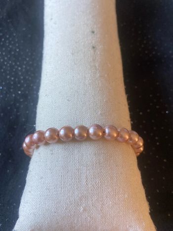 Bracelet perles roses nacrées