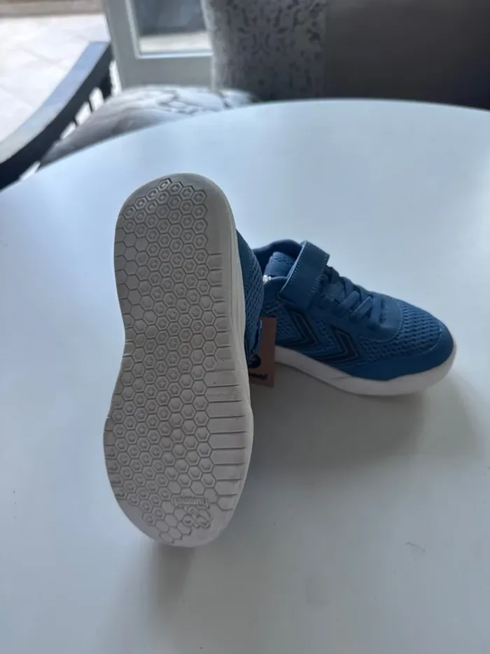 Baskets Hummel bleu et noir – Taille 33 – Neuves étiquette - photo numéro 6