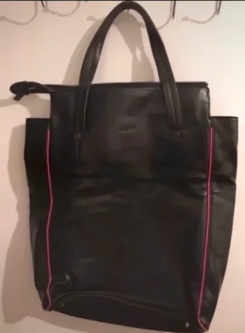 Sac à main cabas naf naf 30cm longueur 20cm largeur noir rose