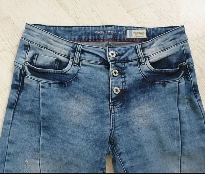 Jeans Straight Denim 1982 braguette boutons T: W28/L 32 (38) - photo numéro 2