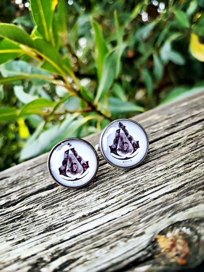 Manchettes collector de geek Assassin's Creed - photo numéro 3