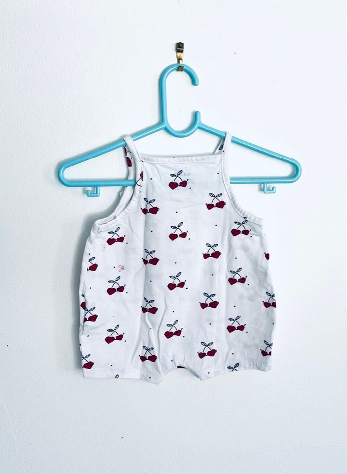 Barboteuse « Kiabi » T3 mois - photo numéro 2