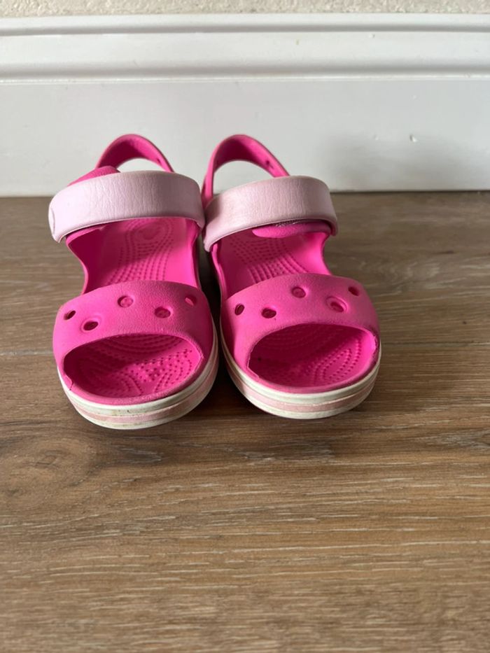 Sandales Crocs 10 / 28 - photo numéro 4