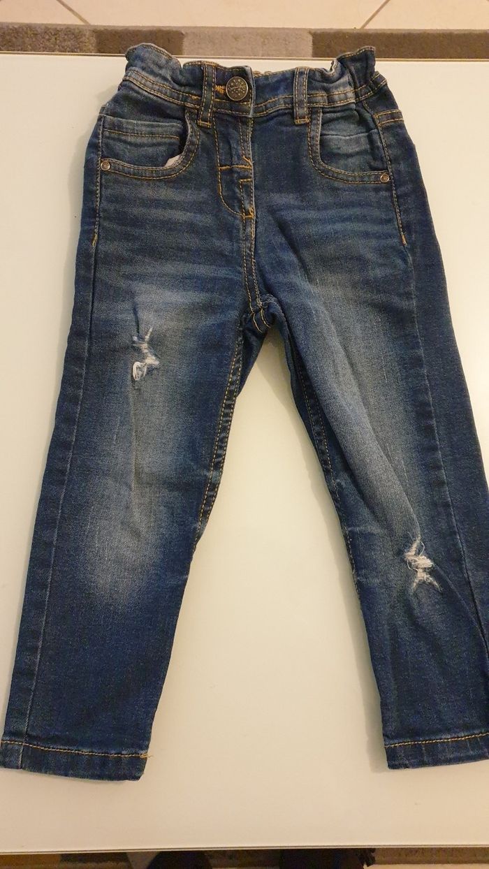 Jeans taille 3- 4 ans
