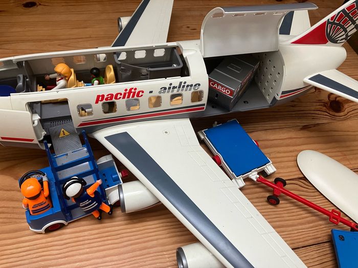 Avion Playmobil Tour de contrôle - photo numéro 6