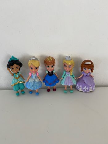 Lot figurines Disney princesses