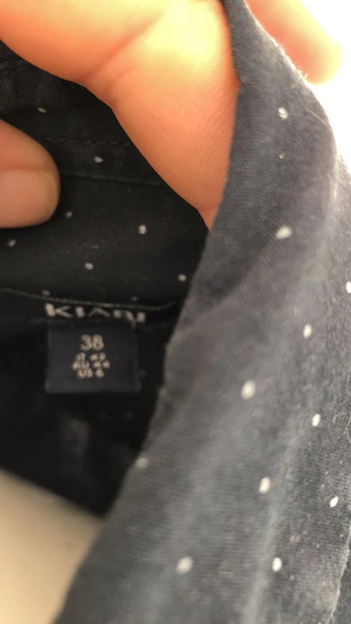 Chemise bleue marine à pois blancs - photo numéro 4