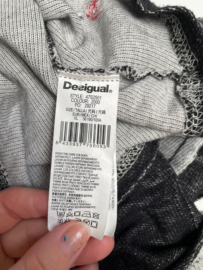 Pull desigual col asymétrique taille XL petit - photo numéro 2