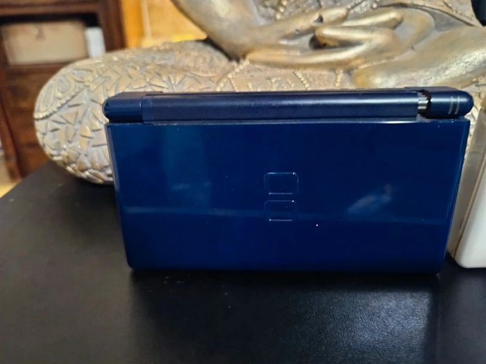 Lot 2 Ds Lite vendu pour pièces ne s'allume pas et ne connait pas la panne - photo numéro 4