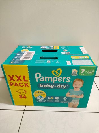 Pampers Couches taille 7
